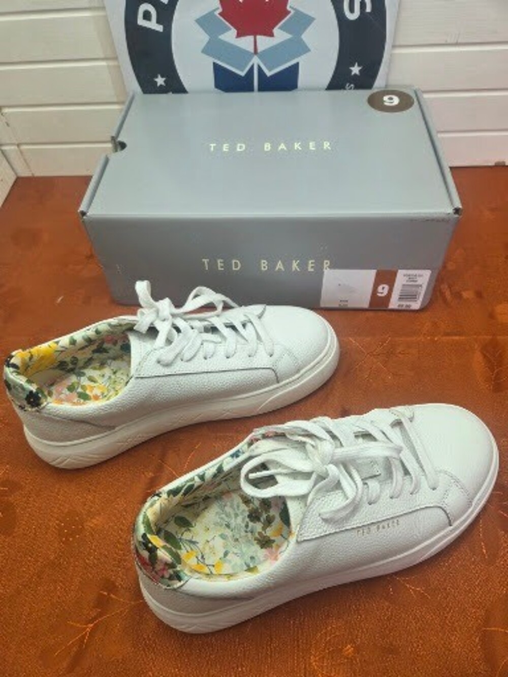 Ted Baker London Women's Leather Low-Top Floral Sneakers, White, Size 9 US, Open